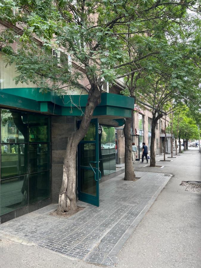 Guest House Green 耶烈万 外观 照片